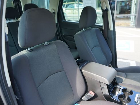 Used 2008 MAZDA Tribute i Sport FWD image 18
