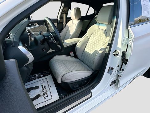 Used 2023 Genesis G70 3.3T w/ Sport Prestige Package image 22