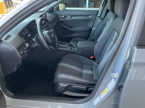Certified 2025 Honda Civic Sport image 3