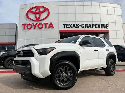 Used 2025 Toyota 4Runner SR5 image 2