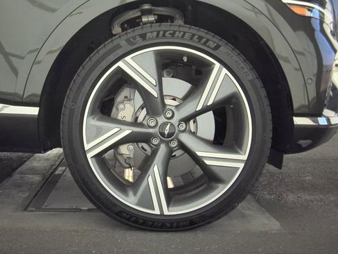 Used 2025 Genesis GV80 2.5T Prestige AWD/4WD image 8