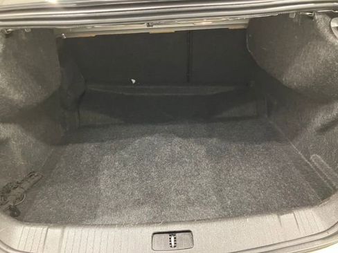 Used 2016 Buick LaCrosse image 38