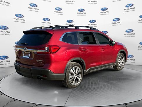 Used 2022 Subaru Ascent Limited w/ Technology Package AWD/4WD image 4