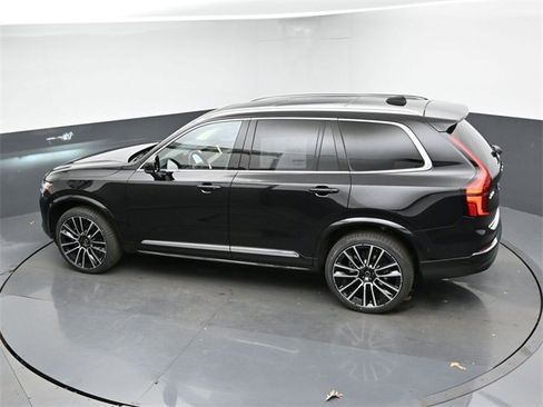 New 2026 Volvo XC90 B6 Plus w/ Protection Package Premier image 48