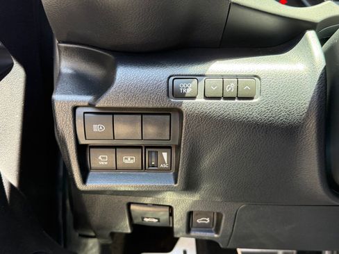 Used 2022 Lexus IS 500 w/ Accessory Package RWD image 40