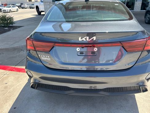 Used 2023 Kia Forte LXS w/ LXS Technology Package FWD image 11