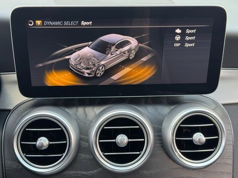 Used 2021 Mercedes-Benz C 300 Sedan w/ Premium Package image 29