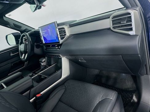 Used 2025 Toyota Tundra Limited image 30