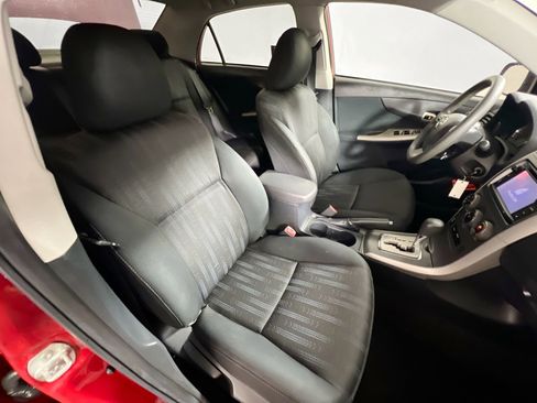 Used 2013 Toyota Corolla S FWD image 30