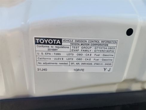 Used 2016 Toyota 4Runner Limited image 10