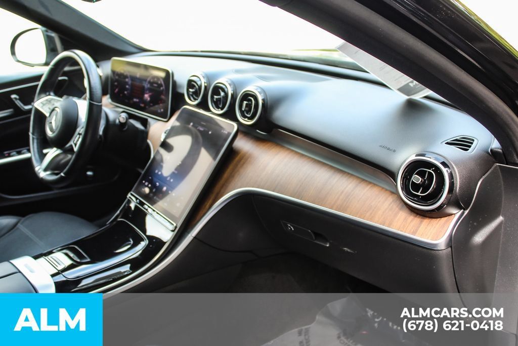 Used 2024 Mercedes-Benz C 300 Sedan image 22