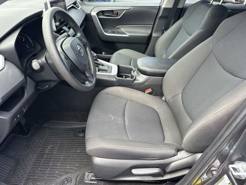Used 2023 Toyota RAV4 LE FWD image 19