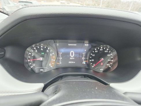 Used 2022 Jeep Compass Limited w/ Sun and Sound Group image 23