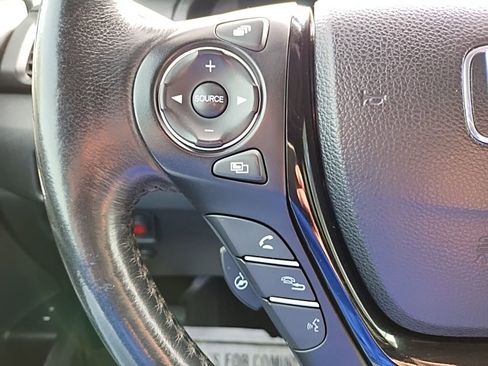 Used 2016 Honda Pilot Elite image 19