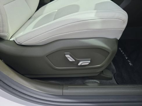 Certified 2025 Hyundai Santa Fe Calligraphy FWD image 40