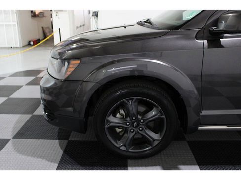 Used 2020 Dodge Journey Crossroad image 9