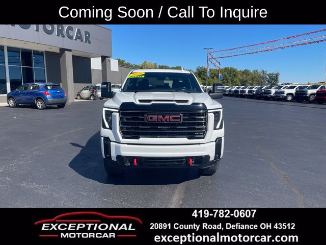 Used 2025 GMC Sierra 2500 AT4 AWD/4WD image 9