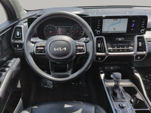 Certified 2023 Kia Sorento S FWD image 20