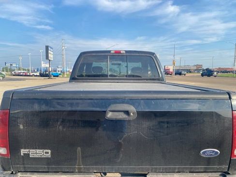 Used 2002 Ford F250 XLT AWD/4WD image 5
