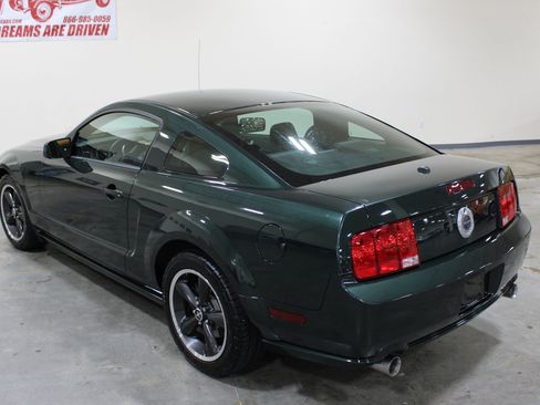 Used 2008 Ford Mustang GT RWD image 25