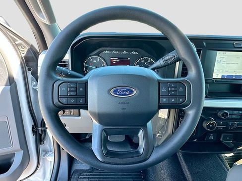New 2026 Ford F550 4x4 Supercab Super Duty image 7