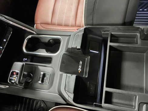 Certified 2025 GMC Sierra 1500 Denali Ultimate AWD/4WD image 25