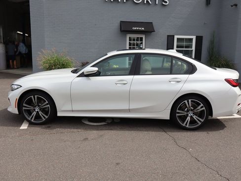 Used 2023 BMW 330i xDrive Sedan w/ Driving Assistance Package AWD/4WD image 9