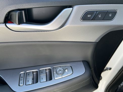 Used 2022 Hyundai Palisade SEL w/ Premium Package FWD image 13