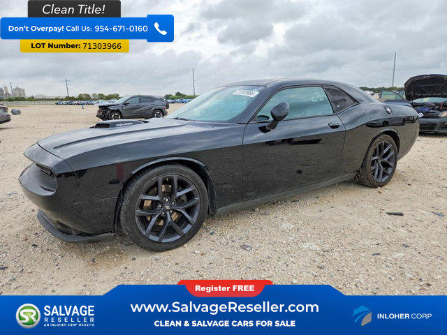 Used 2016 Dodge Challenger R/T RWD image 1