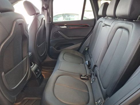 Used 2021 BMW X1 xDrive28i w/ Convenience Package image 9