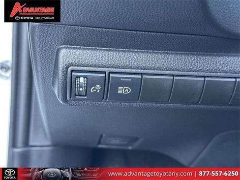 Certified 2023 Toyota Corolla SE image 21