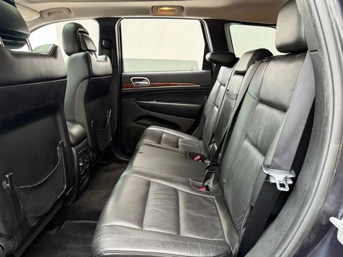 Used 2013 Jeep Grand Cherokee Limited image 20