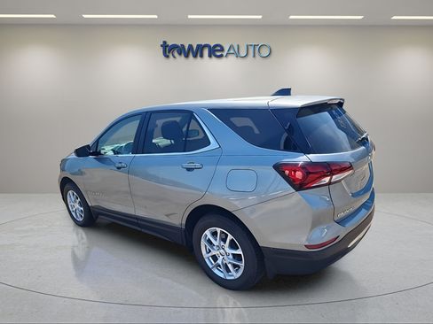 Used 2024 Chevrolet Equinox LT w/ LPO, Floor Liner Package AWD/4WD image 5