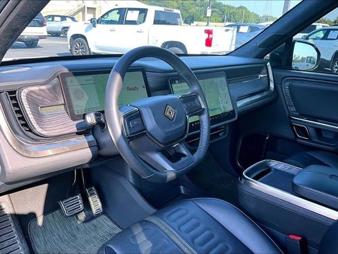 Used 2022 Rivian R1T Launch Edition AWD/4WD image 5