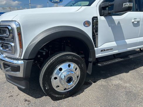 New 2026 Ford F550 4x4 Crew Cab image 21