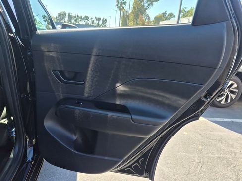 Used 2026 Hyundai Kona SE FWD image 25