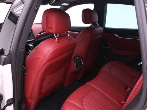 Used 2022 Maserati Levante GT image 17