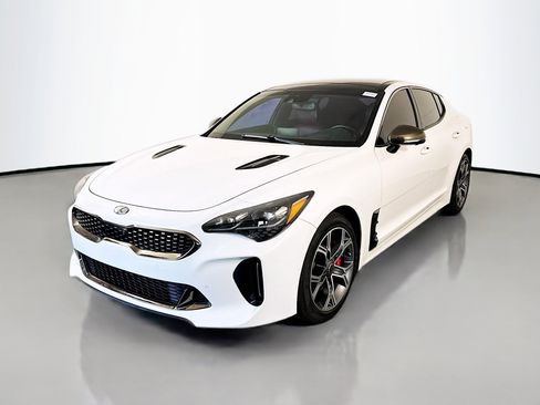 Used 2019 Kia Stinger GT2 AWD/4WD image 4