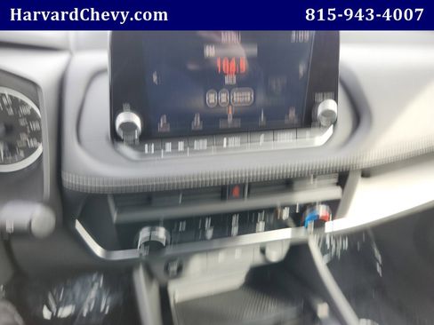 Used 2024 Nissan Rogue S image 7