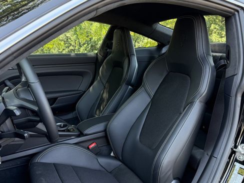 Certified 2026 Porsche 911 GT3 RWD image 5
