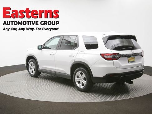 Used 2023 Honda Pilot LX image 64