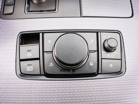 Used 2025 MAZDA CX-70 Plug-In Hybrid w/ Premium Pkg image 39