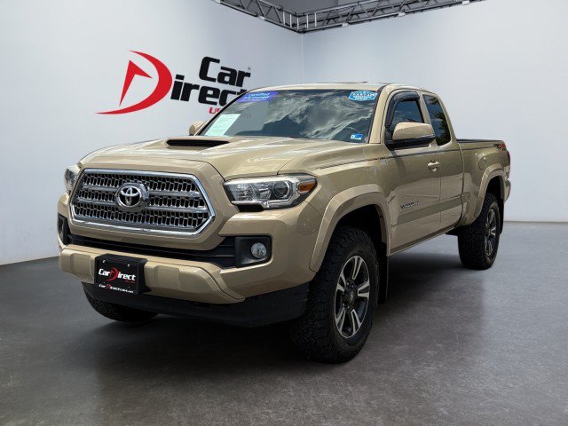 Used 2017 Toyota Tacoma TRD Sport w/ Tow Package (A/T) AWD/4WD image 3