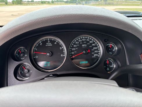 Used 2012 Chevrolet Avalanche LTZ AWD/4WD image 13
