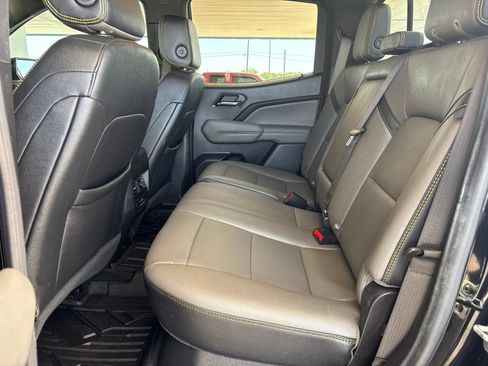 Used 2025 Chevrolet Colorado ZR2 AWD/4WD image 16