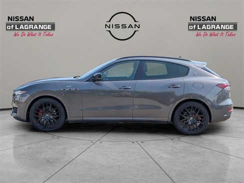 Used 2022 Maserati Levante GT image 15
