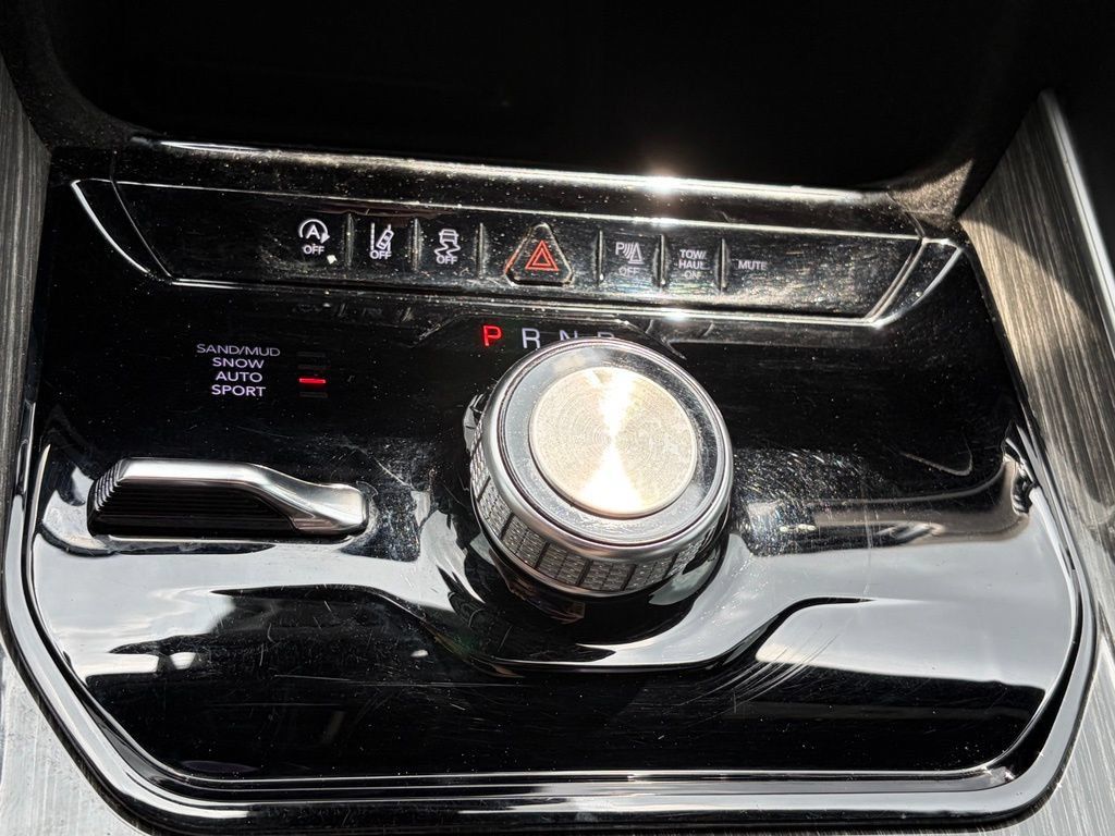 Used 2022 Jeep Wagoneer Series II AWD/4WD image 33