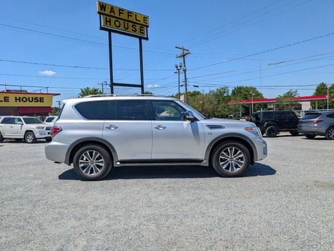 Used 2020 Nissan Armada SL w/ Premium Package RWD image 5