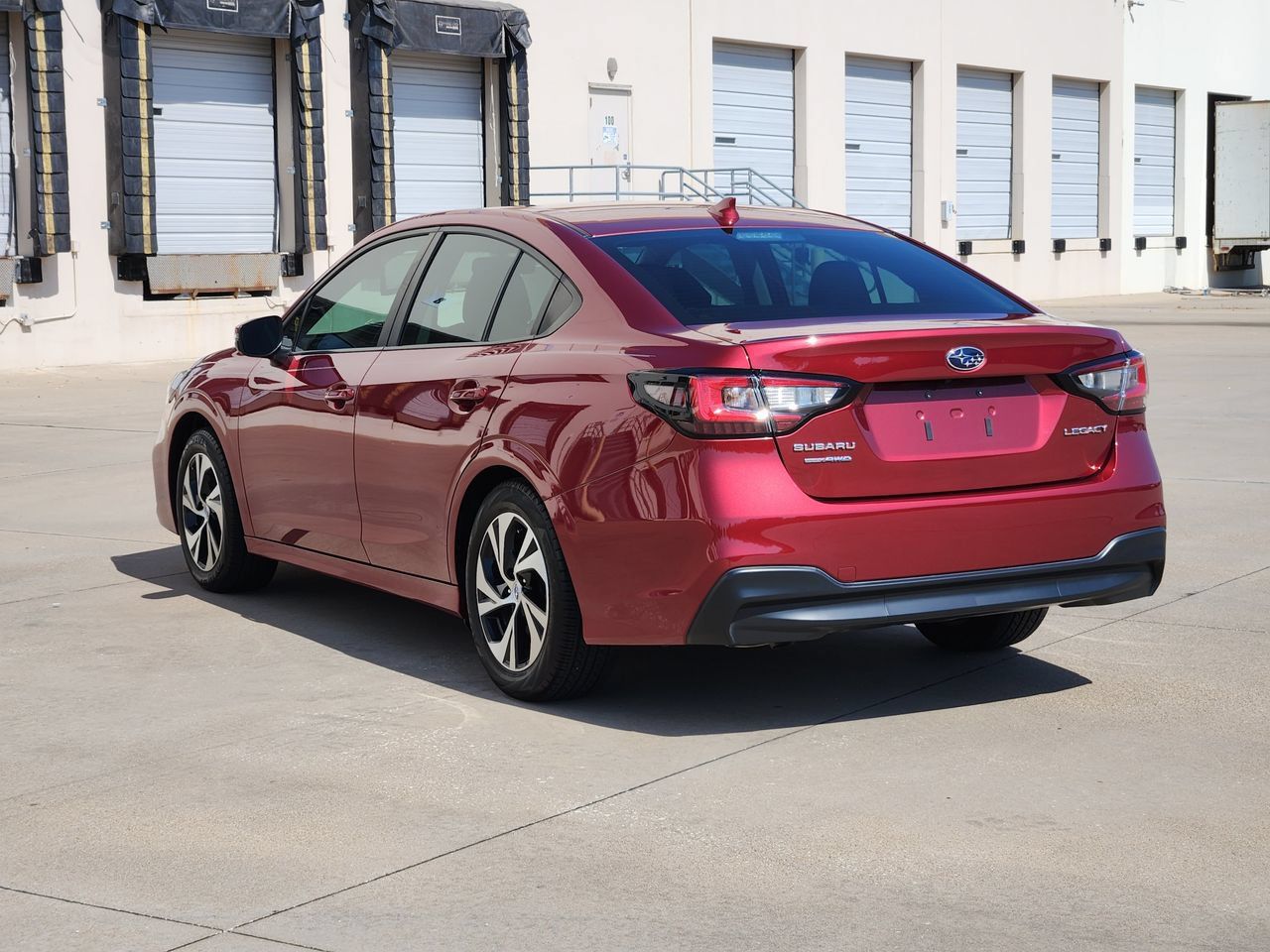 Used 2025 Subaru Legacy Premium AWD/4WD image 3