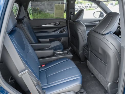 Certified 2026 INFINITI QX60 Sport w/ Dark Cargo Package AWD/4WD image 35